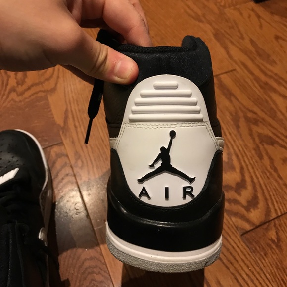 Jordan Legacy 312 size 10.5 - Picture 7 of 7